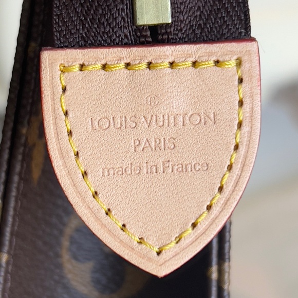 SOLD-Authentic louis vuitton Toiletry Pouch 26 ONLY Pink Monogram - Picture 7 of 14